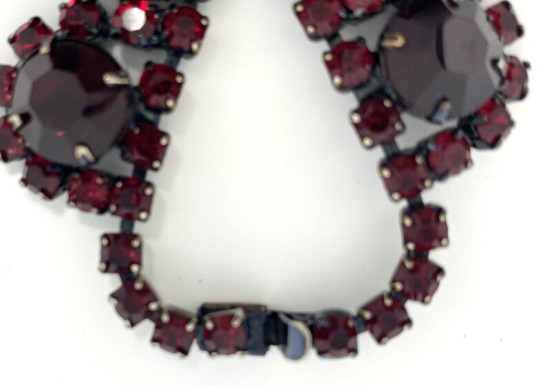 Red Crystal Vintage Necklace & Clip Earrings - Image 4